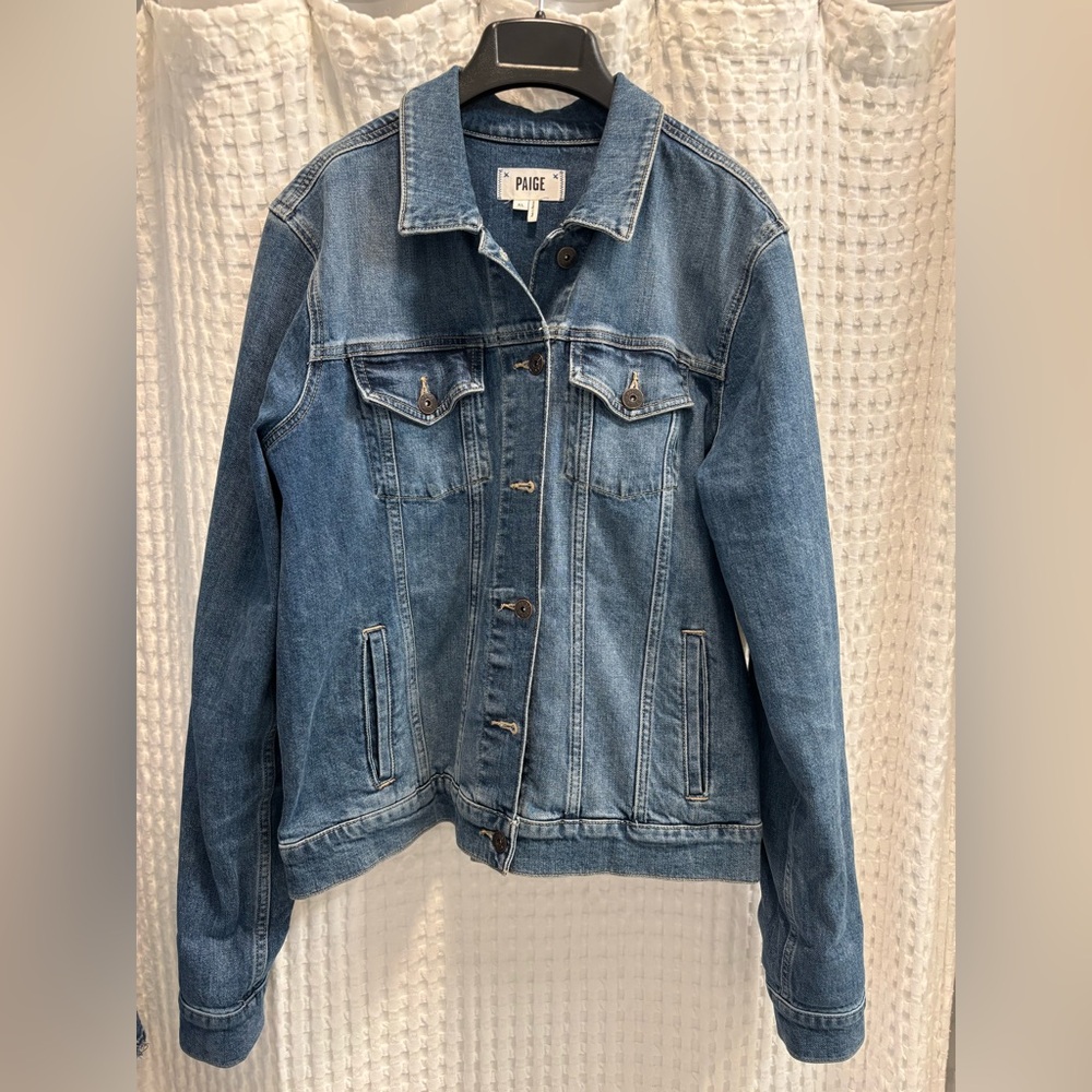 PAIGE Blue Classic Jean Jacket Medium Wash